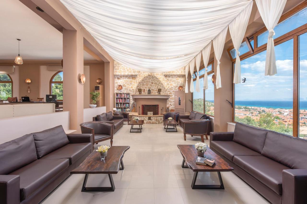 Alia Palace Hotel - Adults Only 16+ Chalkidike Exteriör bild The hotel's lobby
