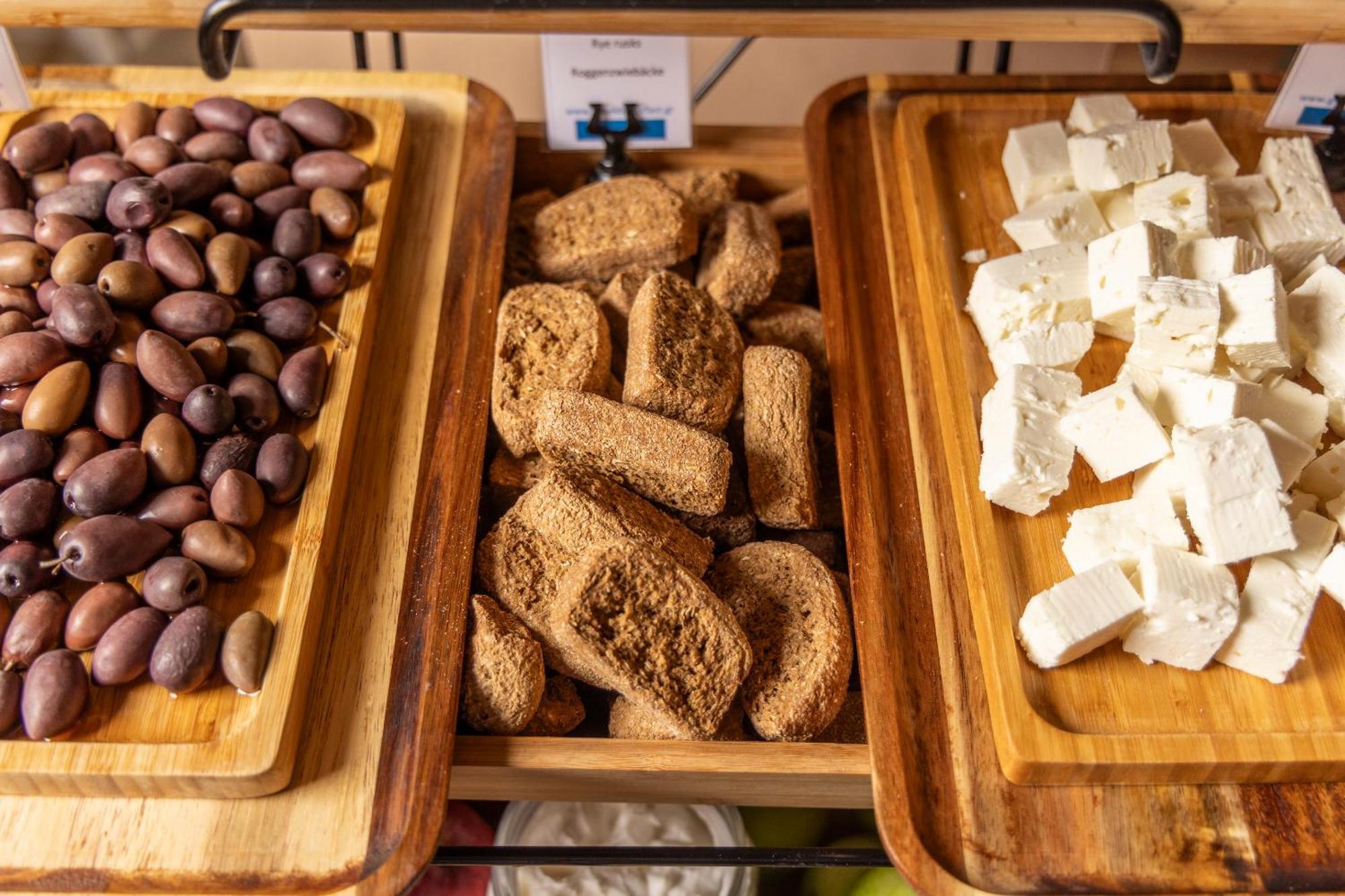 Alia Palace Hotel - Adults Only 16+ Chalkidike Exteriör bild Feta cheese with olives and halva